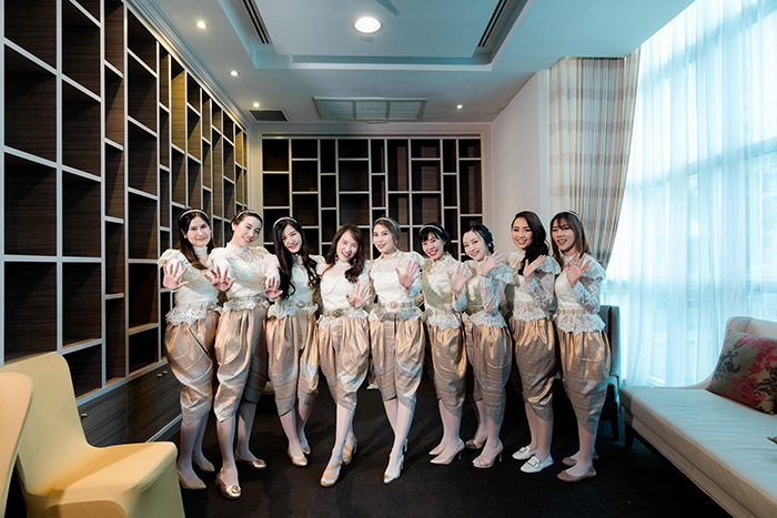 ร้านเช่าชุดไทยเพื่อนเจ้าสาว ร้านเช่าชุดไทยเพื่อนเจ้าสาว