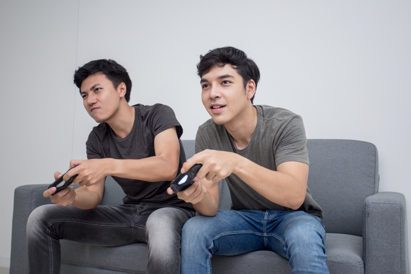 ผู้ชายติดเกม ผู้ชายติดเกม