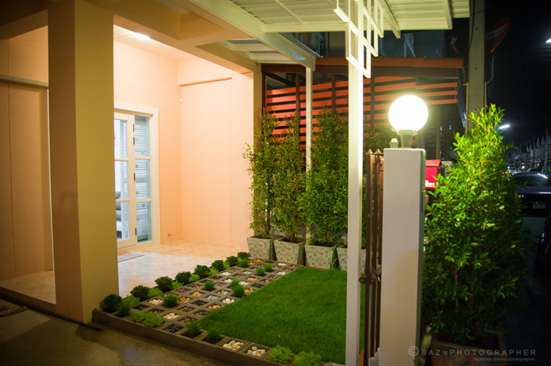 จัดสวนหน้าบ้านทาวน์เฮ้าส์ จัดสวนหน้าบ้านทาวน์เฮ้าส์