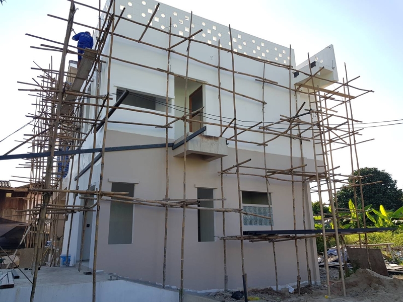 สร้างบ้านหลังแรก สร้างบ้านหลังแรก