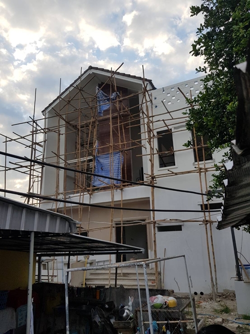 สร้างบ้านหลังแรก สร้างบ้านหลังแรก