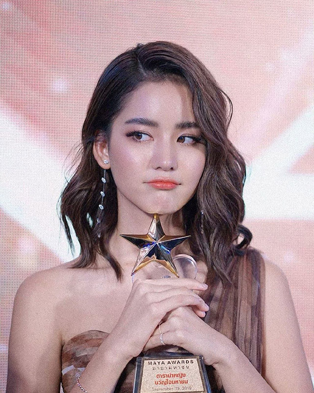 โบว์ เมลดา โบว์ เมลดา