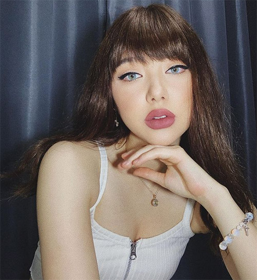 พลอยชมพู พลอยชมพู