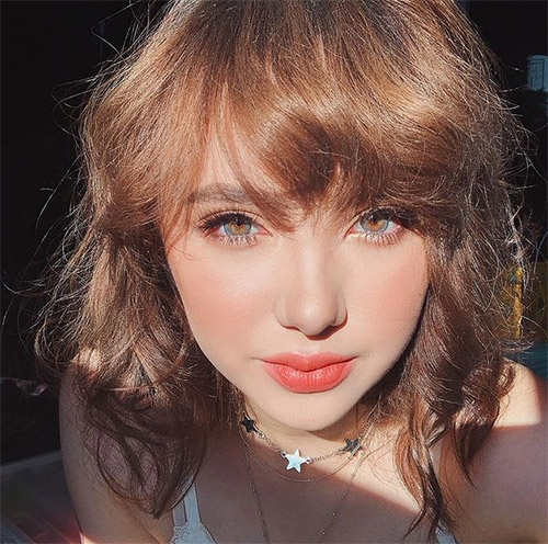 พลอยชมพู พลอยชมพู