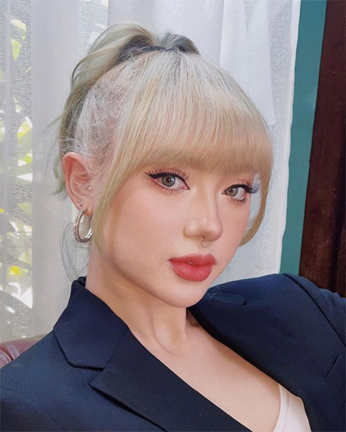 พลอยชมพู พลอยชมพู