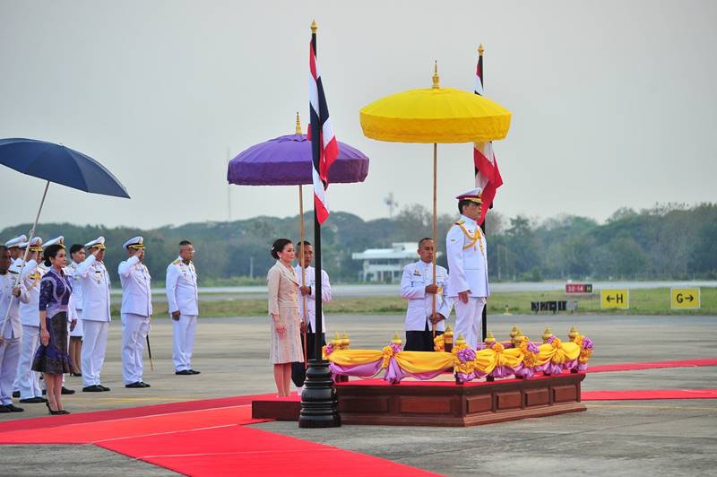 ในหลวง พระราชินี เสด็จฯ ในหลวง พระราชินี เสด็จฯ