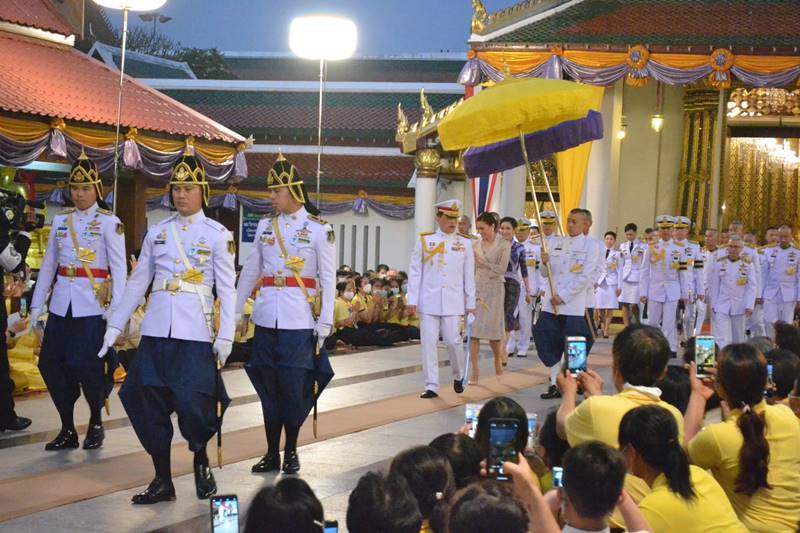 ในหลวง พระราชินี เสด็จฯ ในหลวง พระราชินี เสด็จฯ