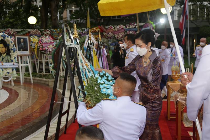 ในหลวง รัชกาลที่ 10 ในหลวง รัชกาลที่ 10