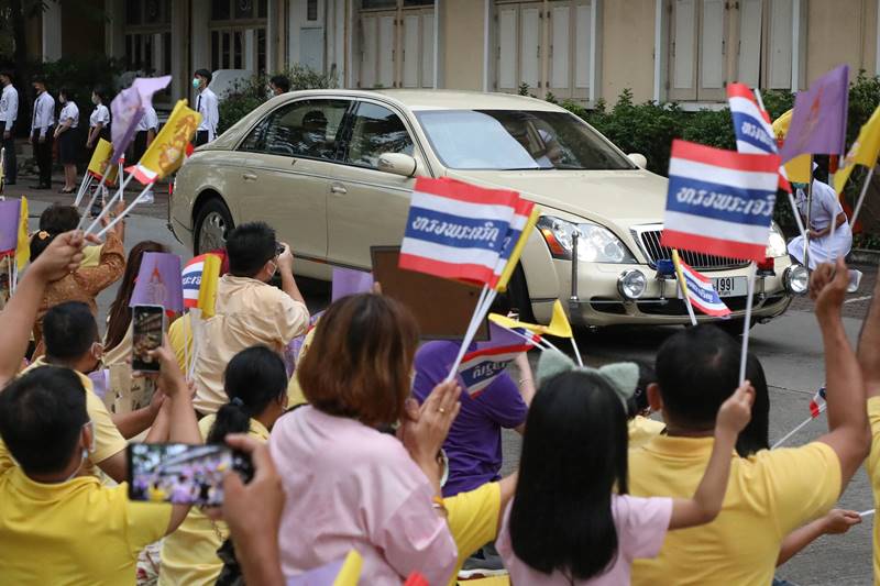 ในหลวง รัชกาลที่ 10 ในหลวง รัชกาลที่ 10