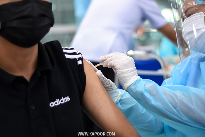 รับอาสาสมัคร ฉีดวัคซีนโควิด 19 รับอาสาสมัคร ฉีดวัคซีนโควิด 19