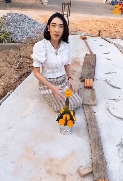 อ.อ๊อด ลงภาพรอยพญานาคเฟี้ยวฟ้าว อ.อ๊อด ลงภาพรอยพญานาคเฟี้ยวฟ้าว