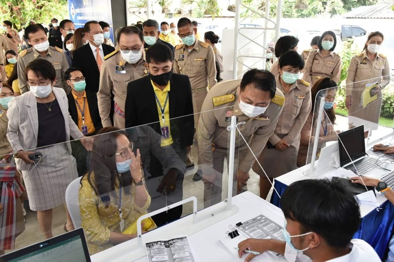 สุชาติ ชมกลิ่น สุชาติ ชมกลิ่น