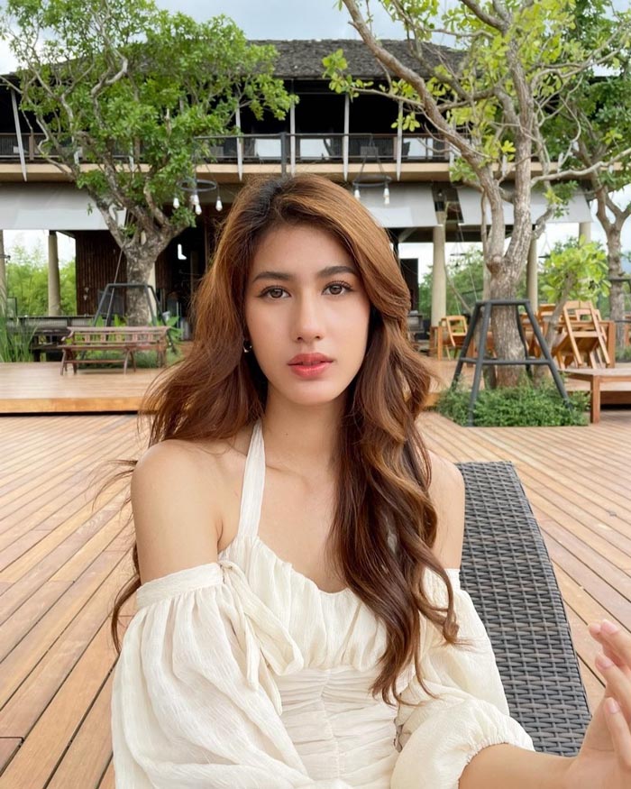พิ้งค์พลอย ปภาวดี พิ้งค์พลอย ปภาวดี