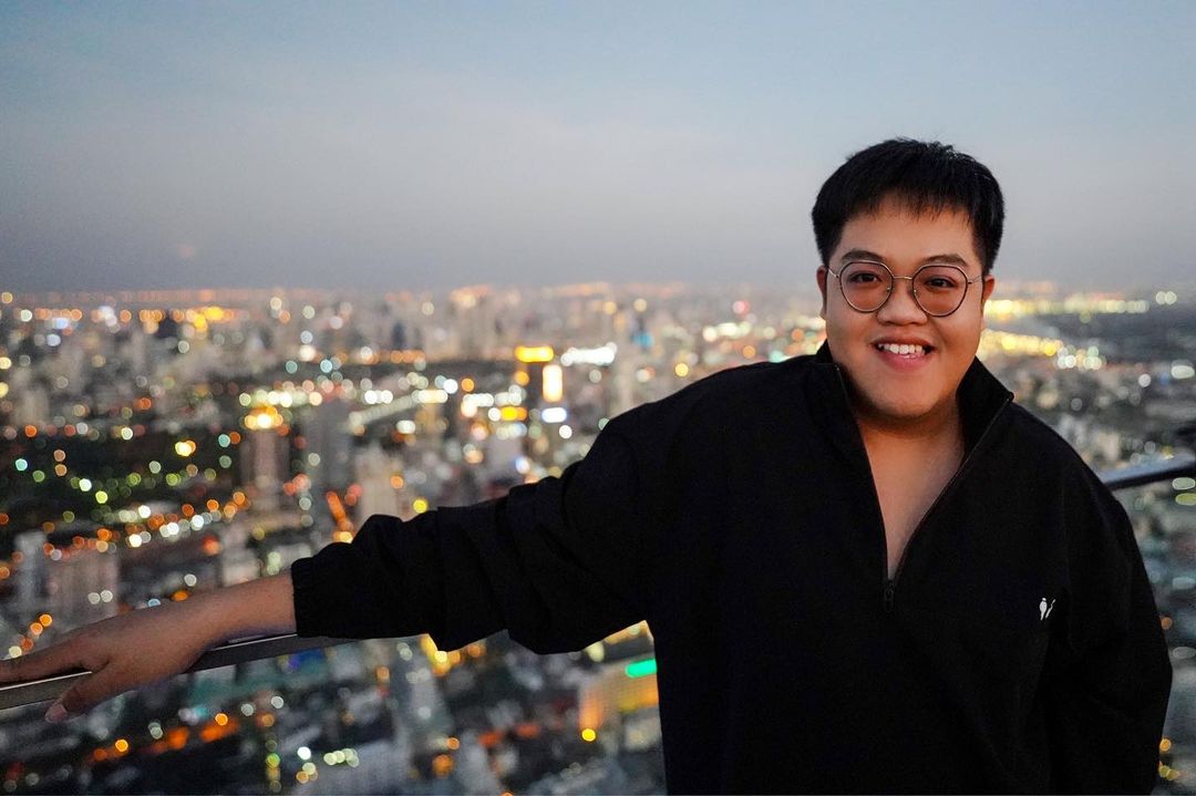 โดม จารุวัฒน์ โดม จารุวัฒน์