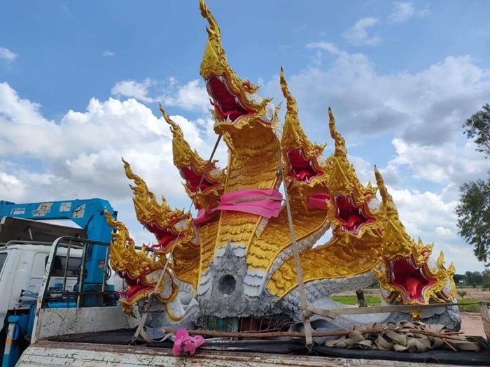 แห่ตีเลขเศียรปู่พญานาค แห่ตีเลขเศียรปู่พญานาค