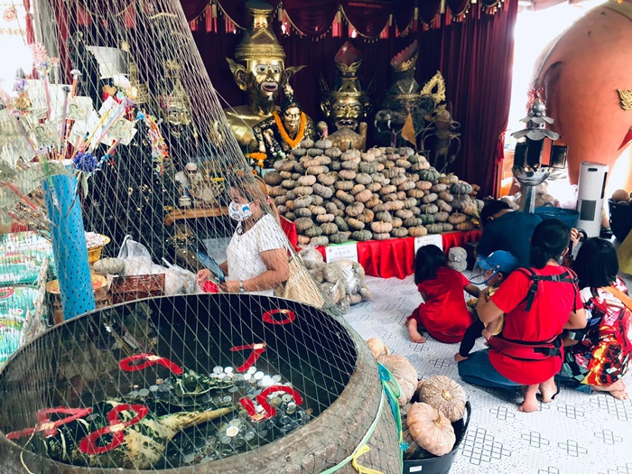 เลขเด็ดอ่างน้ำมนต์ฤาษีเณร เลขเด็ดอ่างน้ำมนต์ฤาษีเณร