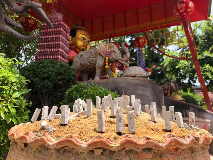 เลขเด็ดอ่างน้ำมนต์ฤาษีเณร  เลขเด็ดอ่างน้ำมนต์ฤาษีเณร