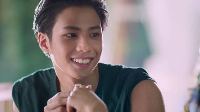 แบงค์ ธิติ แบงค์ ธิติ