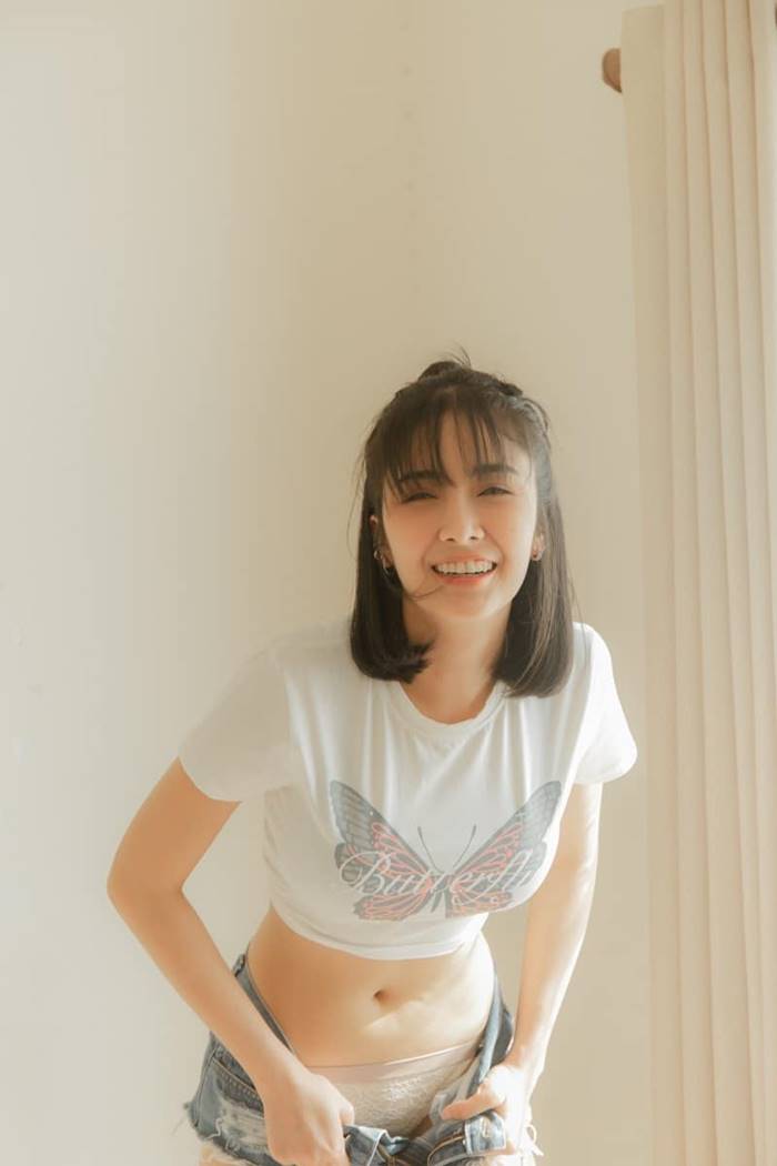 น้องฟ้าใส ดาวร้าน Krystal club น้องฟ้าใส ดาวร้าน Krystal club