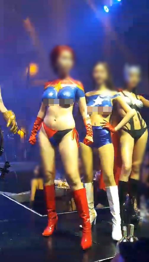 ทองหล่อ, Krystal Club ทองหล่อ, Krystal Club