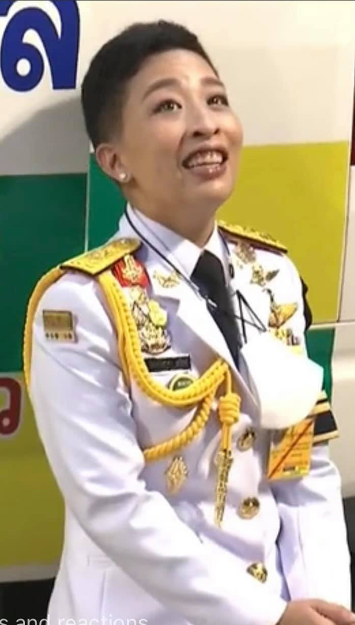 พลเอกหญิง เจ้าฟ้าพัชรกิติยาภาฯ พลเอกหญิง เจ้าฟ้าพัชรกิติยาภาฯ
