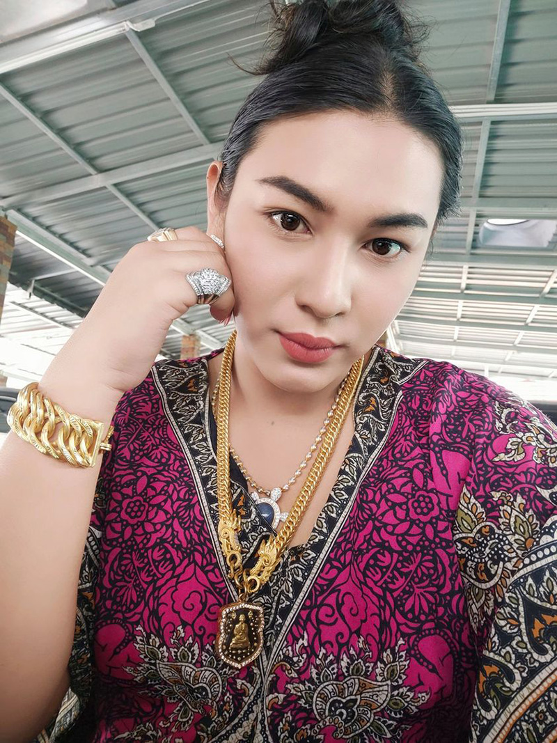 เจ๊ฟองเบียร์ เจ๊ฟองเบียร์
