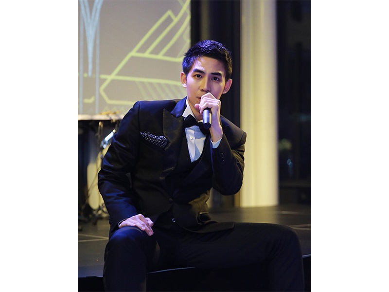แม็ก เดอะสตาร์ ประวติ แม็ก เดอะสตาร์ ประวติ