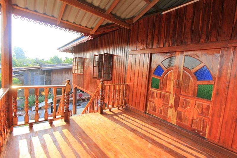 บ้านทรงไทยประยุกต์ ใต้ถุนสูง บ้านทรงไทยประยุกต์ ใต้ถุนสูง