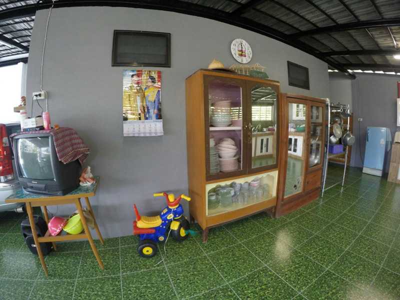 บ้านชั้นเดียวยกพื้นสูง 1 ห้องนอน บ้านชั้นเดียวยกพื้นสูง 1 ห้องนอน