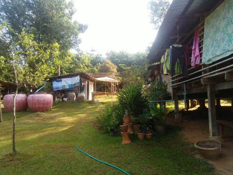 บ้านชั้นเดียวครึ่งปูนครึ่งไม้ บ้านชั้นเดียวครึ่งปูนครึ่งไม้