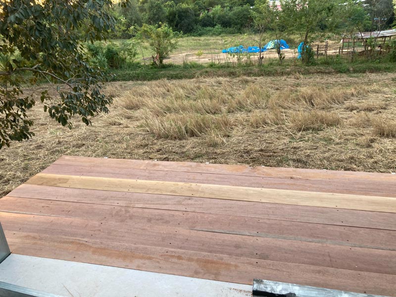 บ้านในสวนชั้นเดียว บ้านในสวนชั้นเดียว