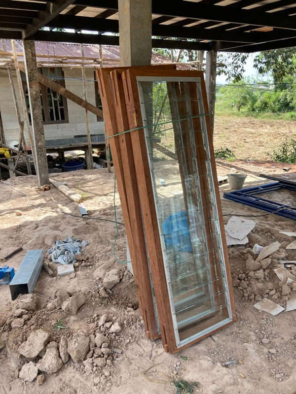 บ้านในสวนชั้นเดียว บ้านในสวนชั้นเดียว