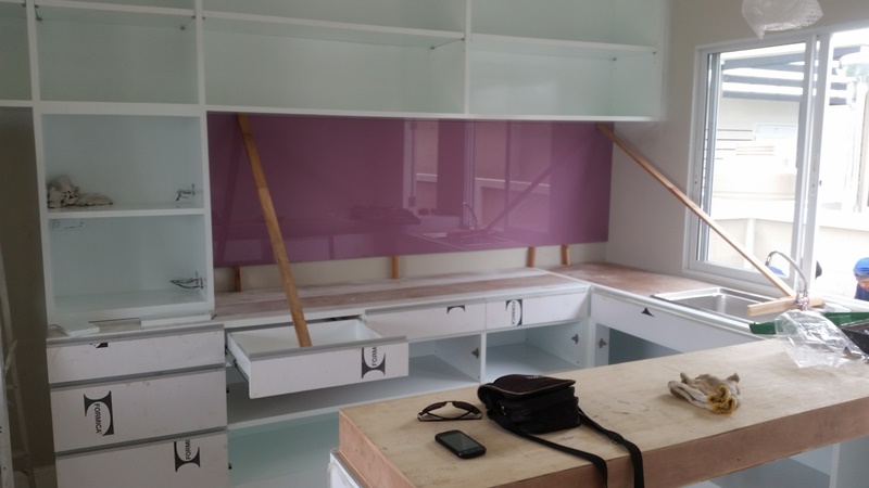 ห้องครัวบิวท์อินในบ้าน ห้องครัวบิวท์อินในบ้าน