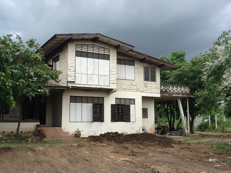 รีโนเวทบ้านไม้สองชั้น รีโนเวทบ้านไม้สองชั้น
