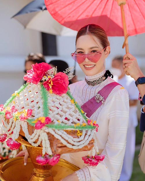 เปิดเลขเด็ดงวดนี้ 1/11/64 จากยอดกฐิน ของดารา ไฮโซ วัดดัง เกรซ กาญจน์เกล้า