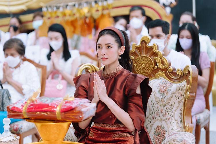 เปิดเลขเด็ดงวดนี้ 1/11/64 จากยอดกฐิน ของดารา ไฮโซ วัดดัง เบลล่า ราณี