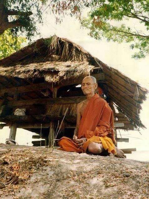 เลขเด็ดปฏิทินหลวงปู่สรวง 30/12/65 หลวงปู่สรวง