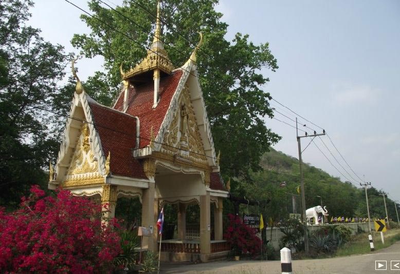 เลขเด็ดแก้บนท้าวเวสสุวรรณ วัดชายธงวราราม 30/12/65 วัดชายธงวราราม