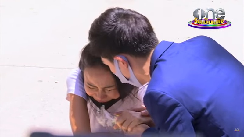 เอ็มมี่ อมลวรรณ เอ็มมี่ อมลวรรณ