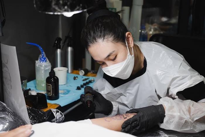 กระติ๊บ ชวัลกร กระติ๊บ ชวัลกร