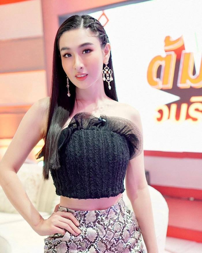 กระติ๊บ ชวัลกร กระติ๊บ ชวัลกร