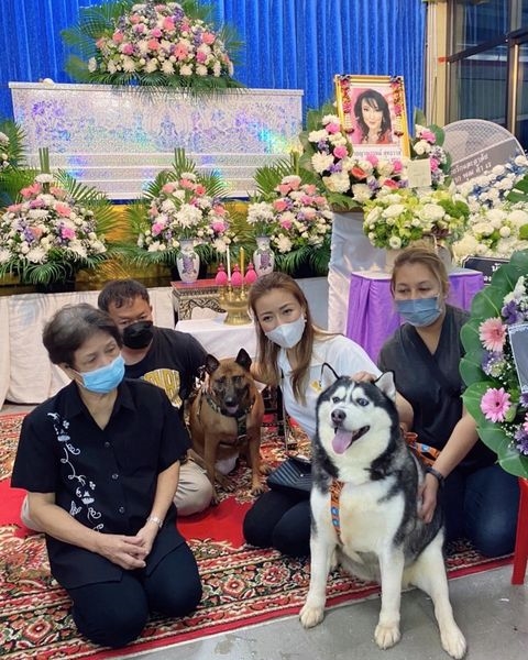 ซันนี่ ยูโฟร์ งานศพ ซันนี่ ยูโฟร์ งานศพ