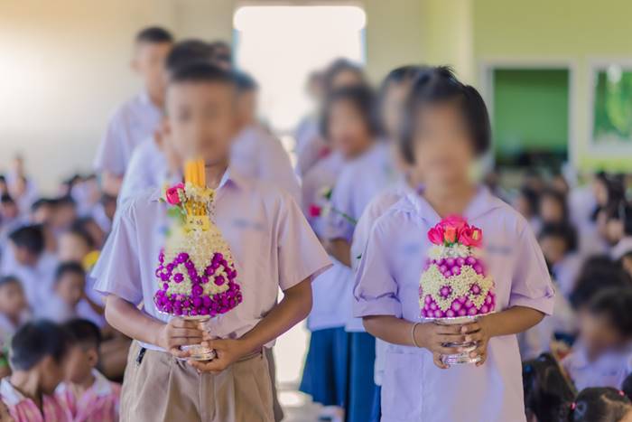 พานไหว้ครู พานไหว้ครู
