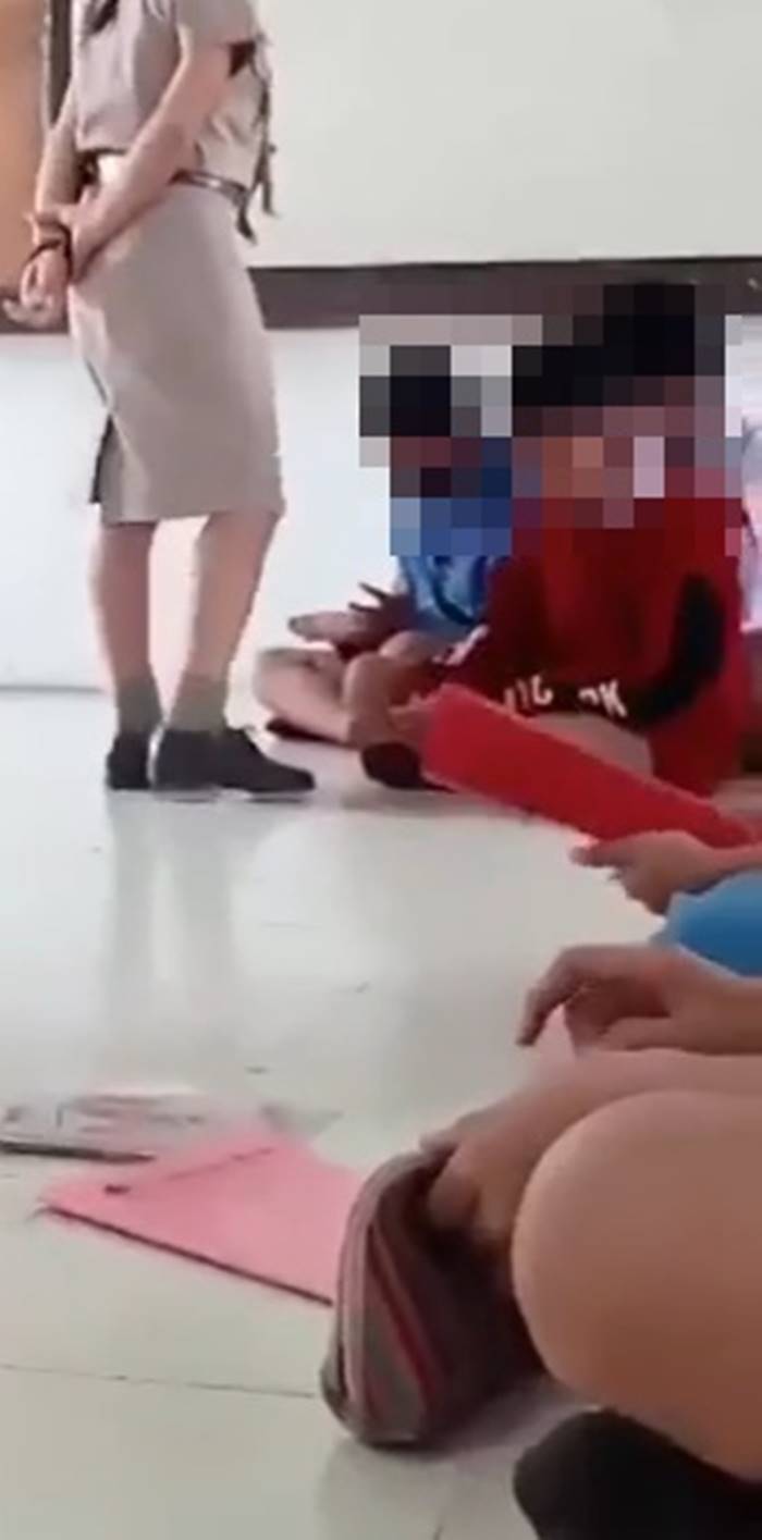 ครูทำร้ายนักเรียน ครูทำร้ายนักเรียน