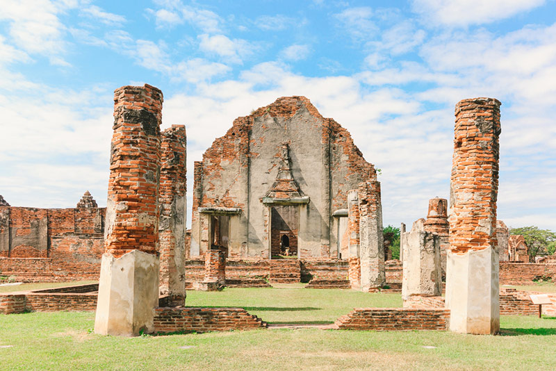 ที่เที่ยวลพบุรี วัดพระศรีรัตนมหาธาตุ