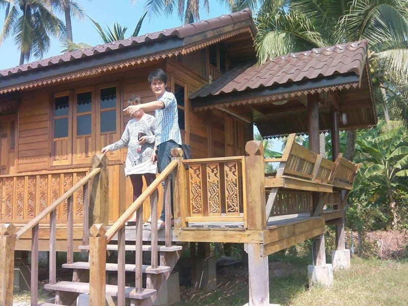 การปลูกเมลอนในโรงเรือน การปลูกเมลอนในโรงเรือน