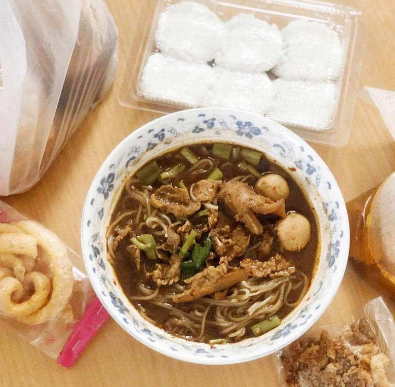 ต้อย ก๋วยเตี๋ยวเรือ ต้อย ก๋วยเตี๋ยวเรือ