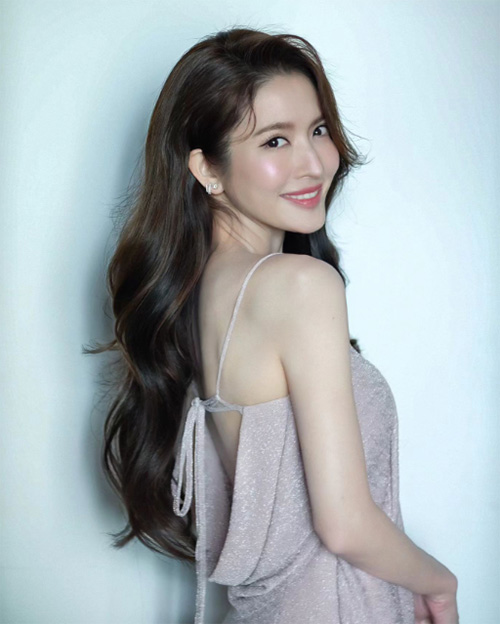 แอฟ ทักษอร แอฟ ทักษอร