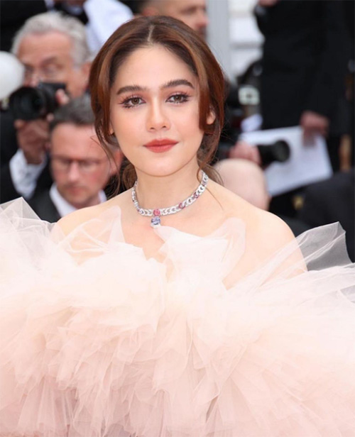 ชมพู่ อารยา ชมพู่ อารยา