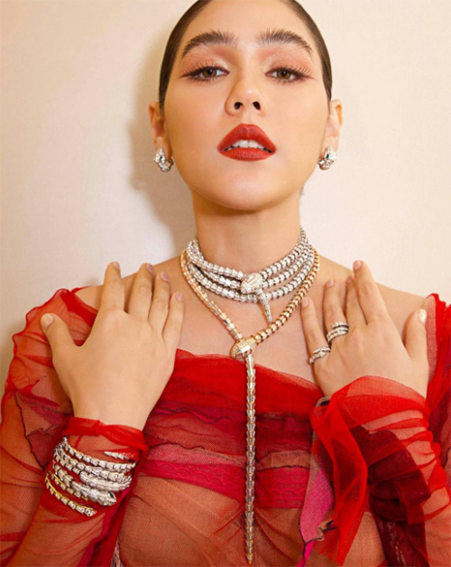 ชมพู่ อารยา ชมพู่ อารยา